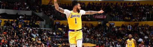 开云体育app-无解拉塞尔延续高光发挥 湖人陷入幸福的烦恼