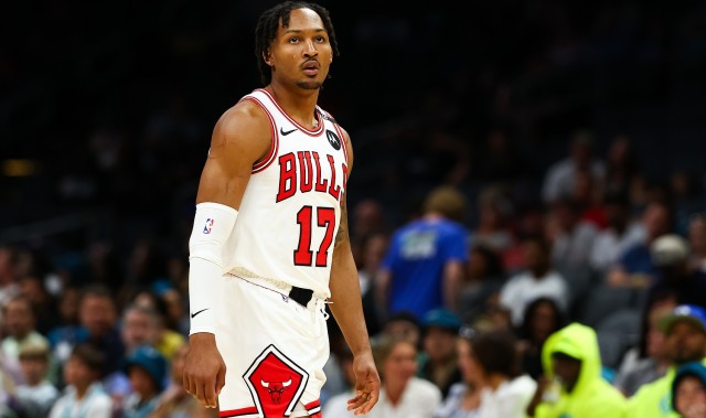 Exhibit 10&amp;训练营21人满员！ 热火官宣连签4人 贾米尔-杨在列