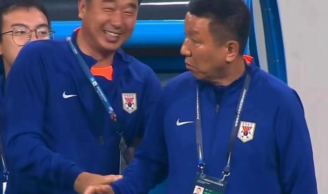 一个坑绊倒泰山多次！熬走老崔 解约洛佩斯陷僵局 你支持追责吗？