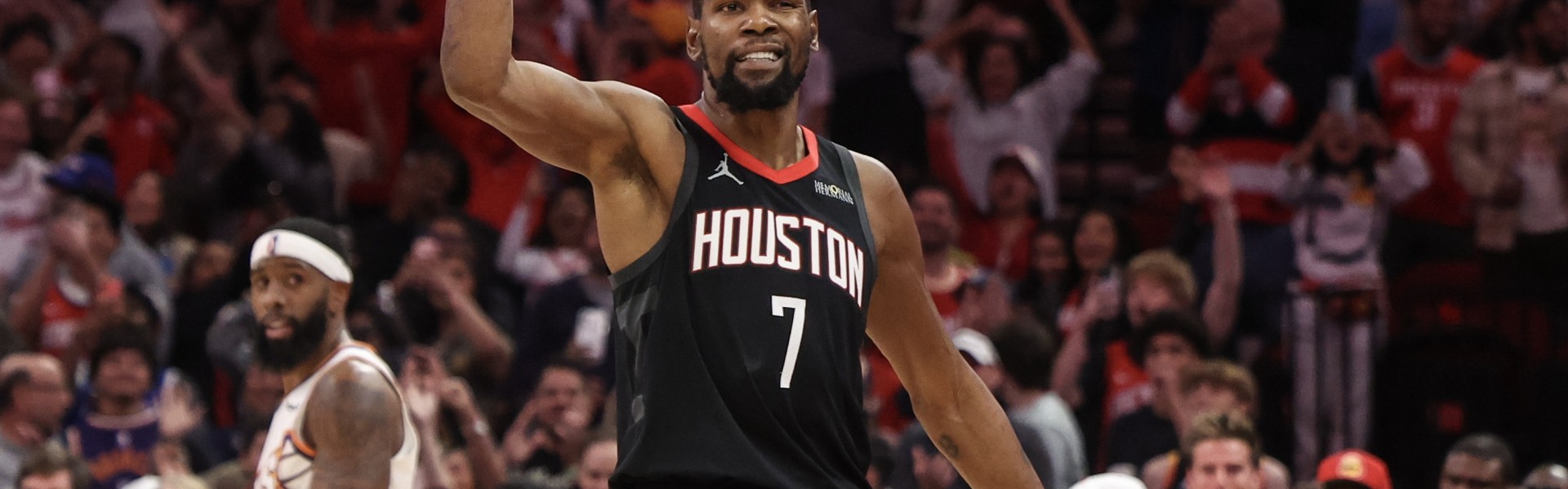 新老连线！谢泼德后场长传 杜兰特快攻双手扣篮打停公牛！